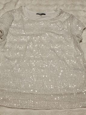 Cable & Gauge Ivory Sequin Short Sleeve Top